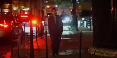Melvil Poupaud Stars in Nicolas Pariser's Reflective Drama 'One Minute to Midnight'
