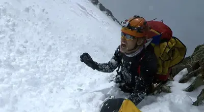 Documental de Apple TV explora los desafíos de ascenso invernal en el K2.
