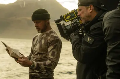Brad Pitt and David Ayer Navigate Unique Challenges in "Heart of the Beast"